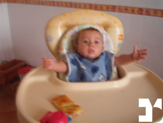 Parenti - Gabriele - 20041022 18.42 - cresce - 011-MIK.JPG